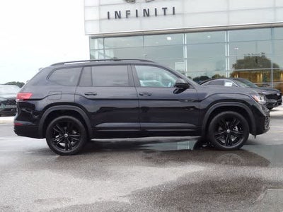 2023 Volkswagen Atlas 3.6L V6 SEL R-Line Black