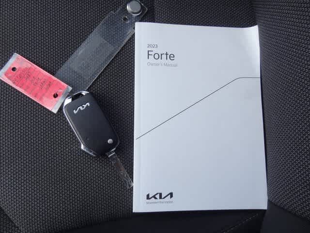 2023 Kia Forte LXS