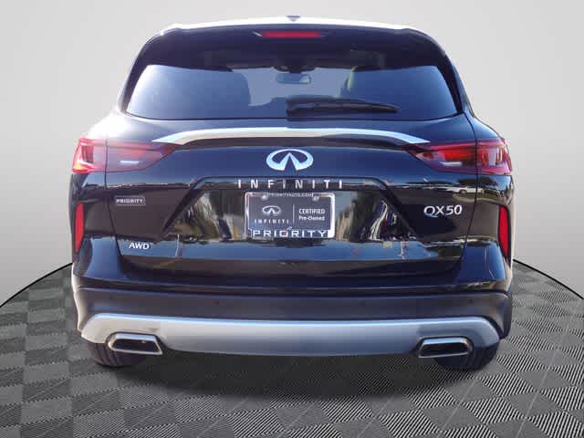 2022 INFINITI QX50 LUXE