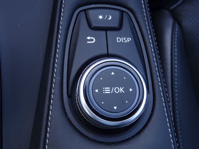 2022 INFINITI QX50 LUXE
