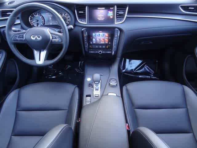 2022 INFINITI QX50 LUXE