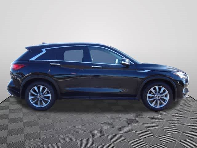 2022 INFINITI QX50 LUXE