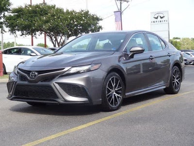 2024 Toyota Camry SE