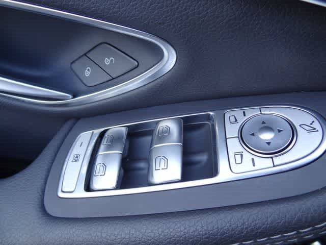 2019 Mercedes-Benz C 300 C 300