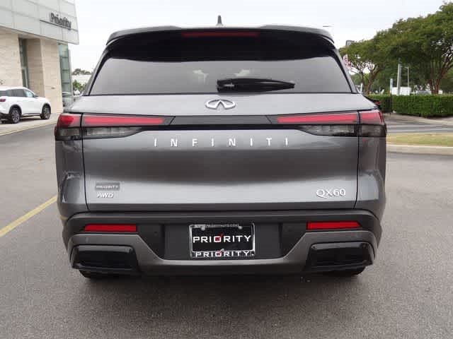2025 INFINITI QX60 LUXE