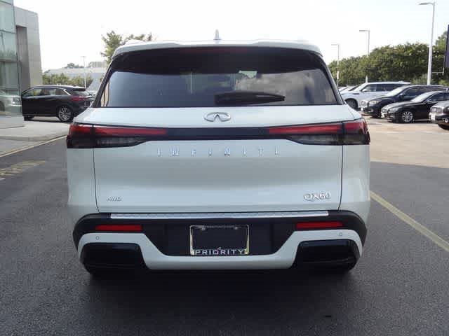 2024 INFINITI QX60 LUXE