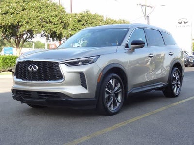 2023 INFINITI QX60 LUXE