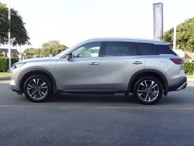 2023 INFINITI QX60 LUXE