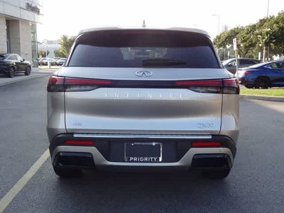2023 INFINITI QX60 LUXE
