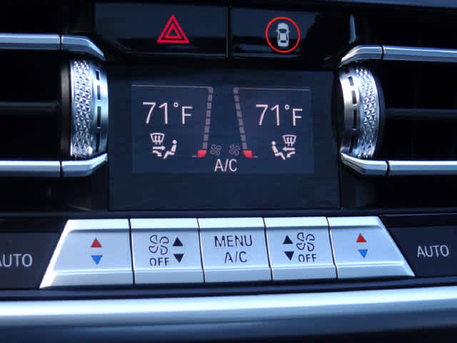 2023 BMW X6 xDrive40i xDrive40i