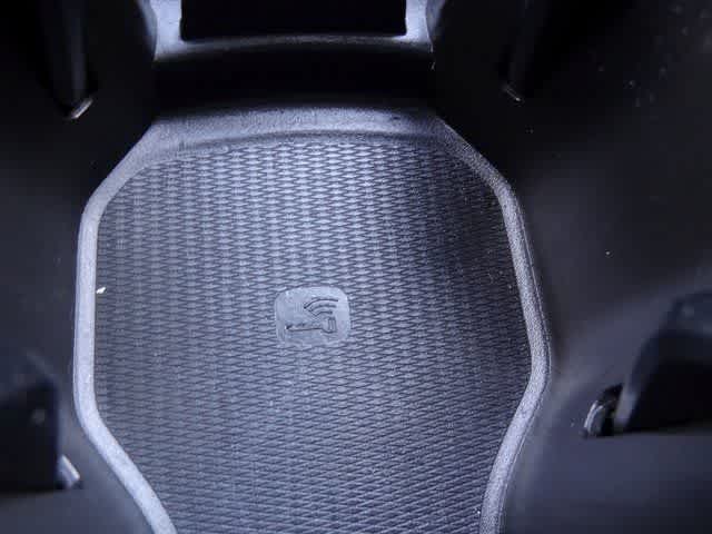 2024 Volvo S60 Plus Dark Theme