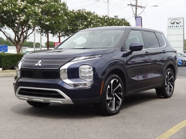 2024 Mitsubishi Outlander SE