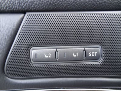 2019 INFINITI Q70L 3.7 LUXE