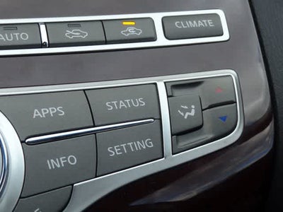 2019 INFINITI Q70L 3.7 LUXE