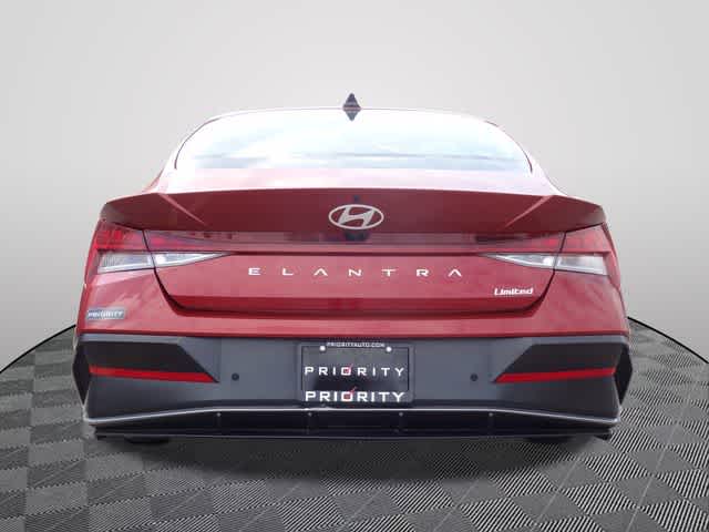 2024 Hyundai Elantra Limited