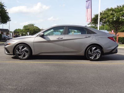 2024 Hyundai Elantra Limited